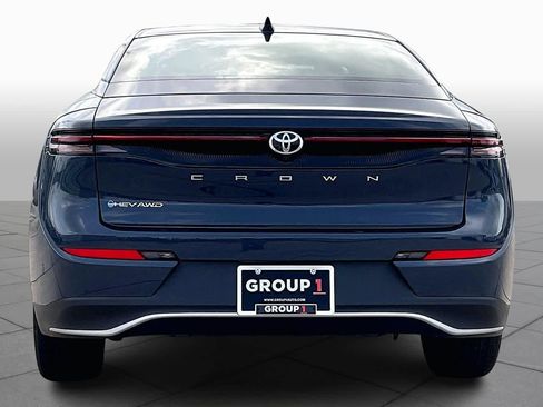 New 2026 Toyota Crown XLE image 4