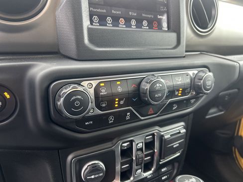 Used 2021 Jeep Wrangler Unlimited Sport w/ Dual Top Group image 22