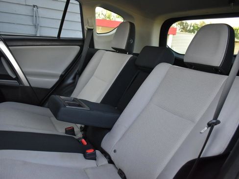 Used 2016 Toyota RAV4 XLE FWD image 28