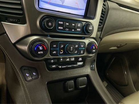 Used 2016 Chevrolet Tahoe LT w/ Luxury Package AWD/4WD image 33