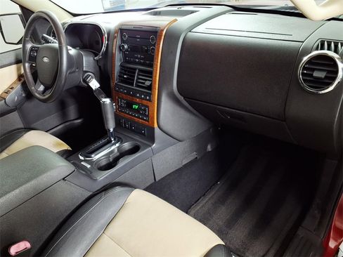 Used 2010 Ford Explorer Eddie Bauer image 13