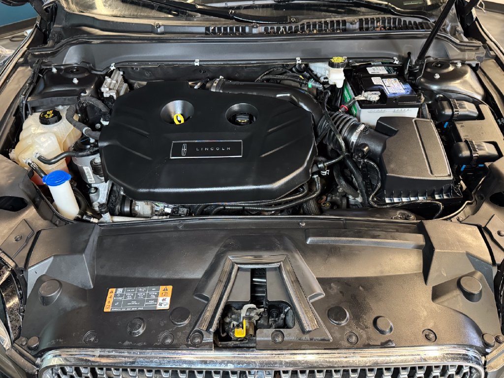 Used 2019 Lincoln MKZ Reserve FWD image 20