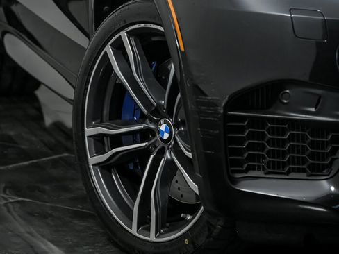 Used 2017 BMW X5 M image 3