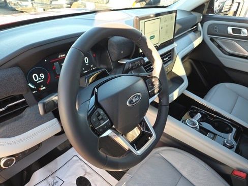 New 2026 Ford Explorer Platinum w/ LUX Leather Package image 22