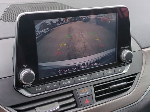 Certified 2024 Nissan Altima 2.5 SV image 17