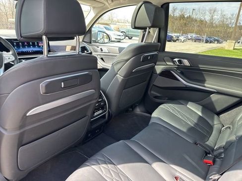 Used 2026 BMW X7 xDrive40i image 68