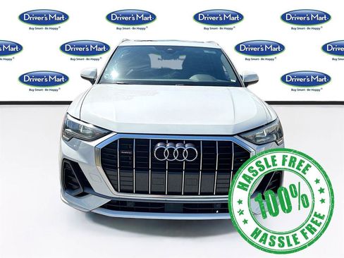 Used 2020 Audi Q3 2.0T Premium w/ Convenience Package AWD/4WD image 2