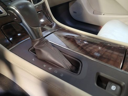 Used 2014 Buick LaCrosse Leather FWD image 26