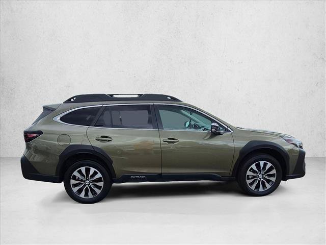 Used 2023 Subaru Outback Limited XT AWD/4WD image 4