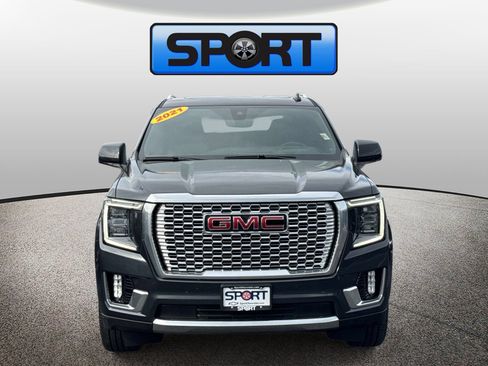 Used 2022 GMC Yukon Denali w/ Denali Premium Package AWD/4WD image 29