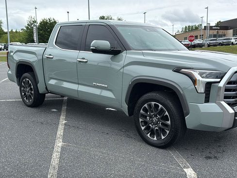 Used 2026 Toyota Tundra Limited AWD/4WD image 2