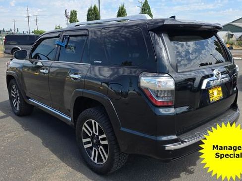 Used 2018 Toyota 4Runner SR5 image 6