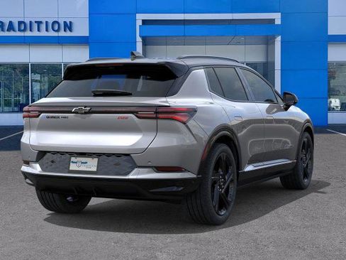 New 2026 Chevrolet Equinox EV RS AWD/4WD image 4