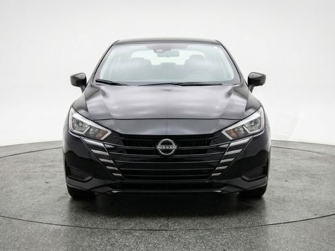Used 2025 Nissan Versa SV w/ Trunk Package FWD image 2