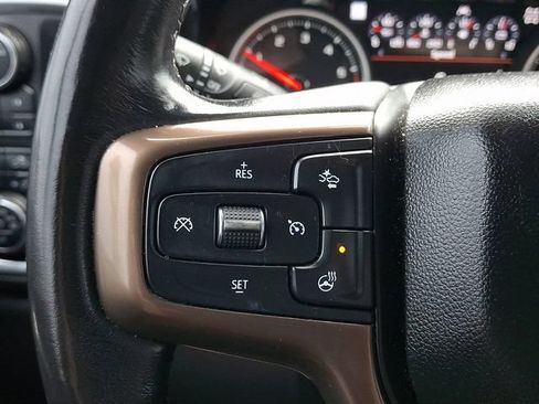 Used 2020 Chevrolet Silverado 1500 High Country w/ Technology Package AWD/4WD image 21