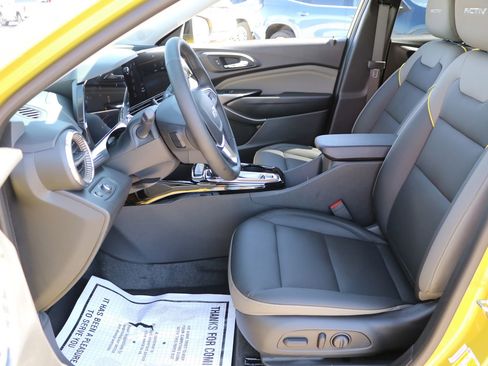 New 2025 Chevrolet Trax ACTIV image 13