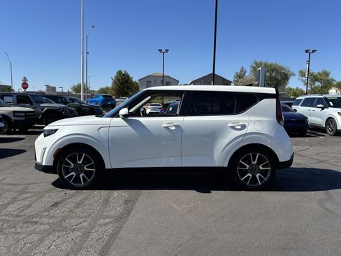 Certified 2024 Kia Soul EX w/ Option Group 015 FWD image 5