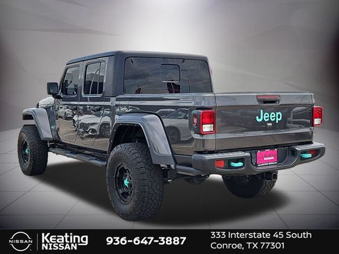 Used 2021 Jeep Gladiator Sport AWD/4WD image 5