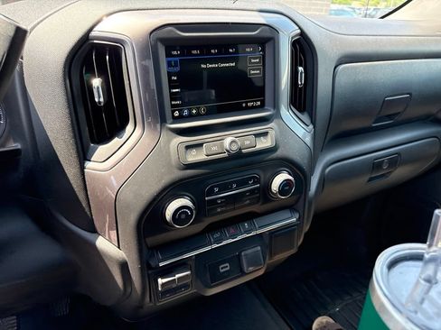 Used 2019 Chevrolet Silverado 1500 Custom w/ Custom Value Package AWD/4WD image 14