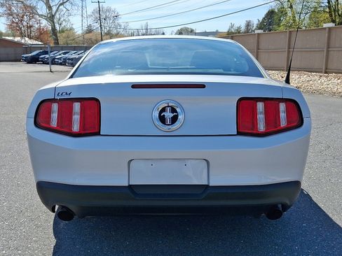 Used 2012 Ford Mustang Coupe image 6