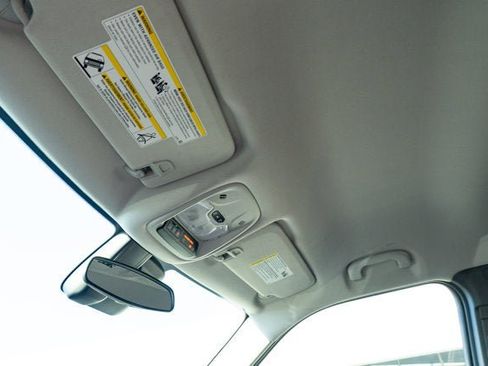 Used 2025 Chevrolet TrailBlazer LT image 16