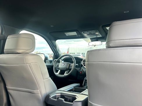 New 2026 Toyota Tundra SR5 image 32