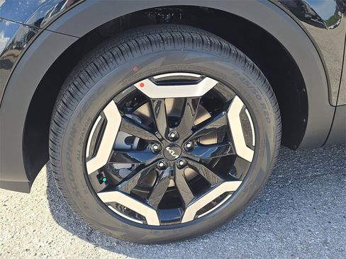 New 2025 Kia Telluride EX image 38