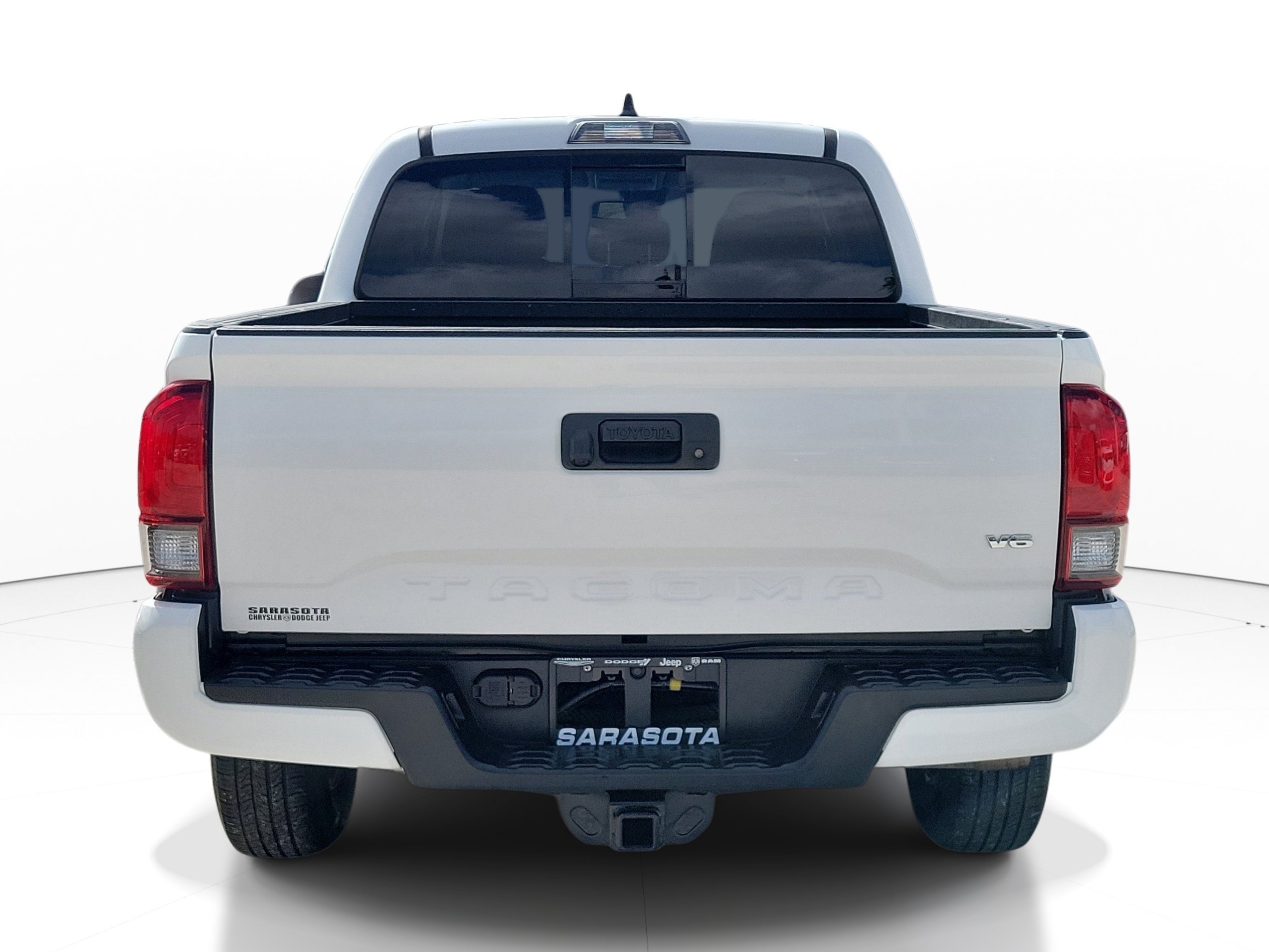 Used 2022 Toyota Tacoma SR5 w/ Technology Package RWD image 5