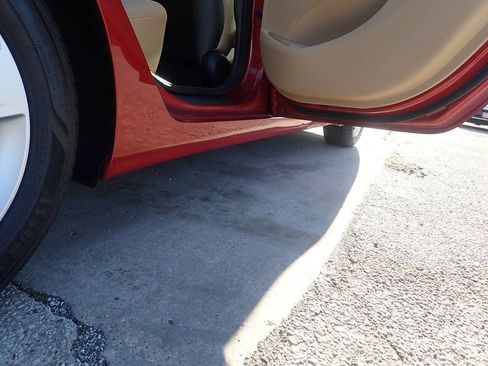 Used 2012 Hyundai Elantra GLS w/ Preferred Pkg 3 image 27