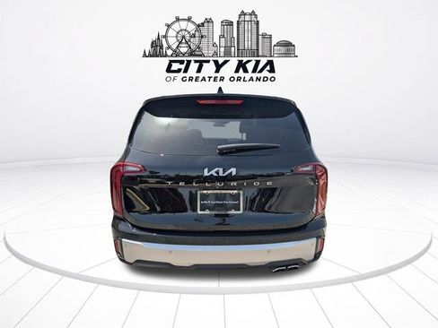 Certified 2024 Kia Telluride S w/ S Sunroof Package FWD image 4