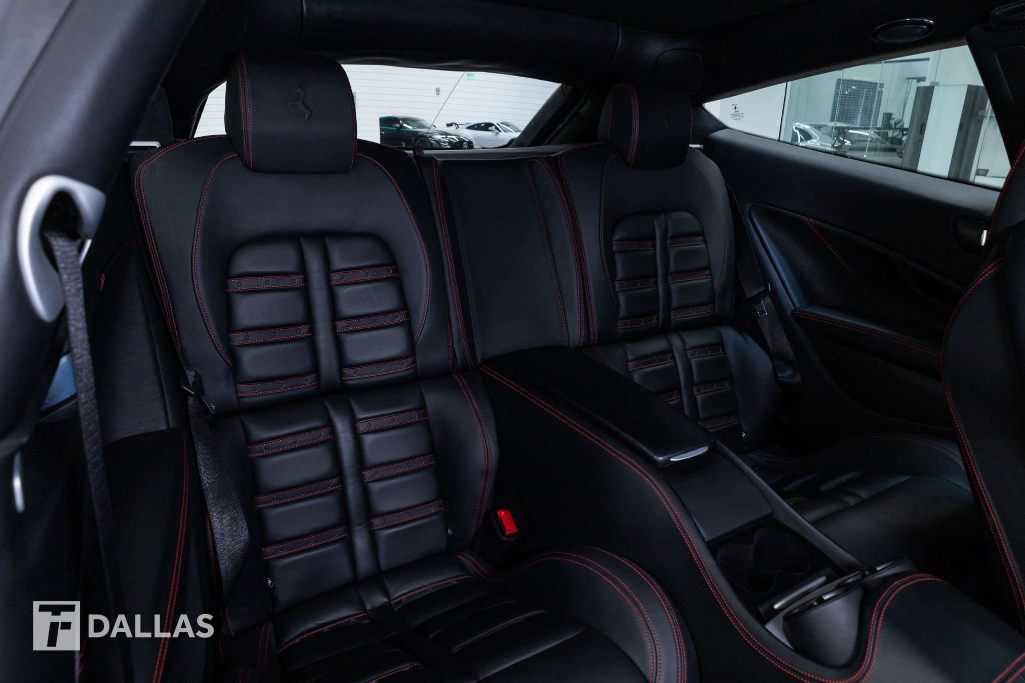 Used 2012 Ferrari FF AWD/4WD image 38