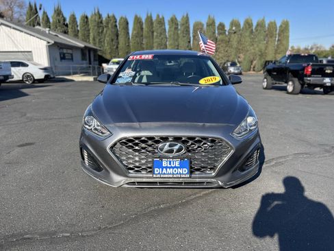 Used 2019 Hyundai Sonata SEL image 2