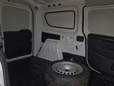 Used 2020 RAM ProMaster City Tradesman FWD image 9