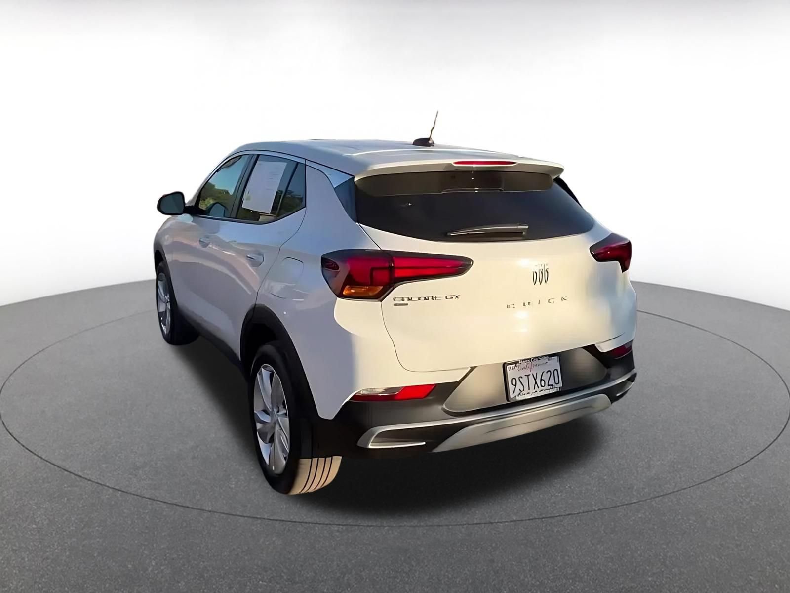 Used 2025 Buick Encore GX Preferred AWD/4WD image 10