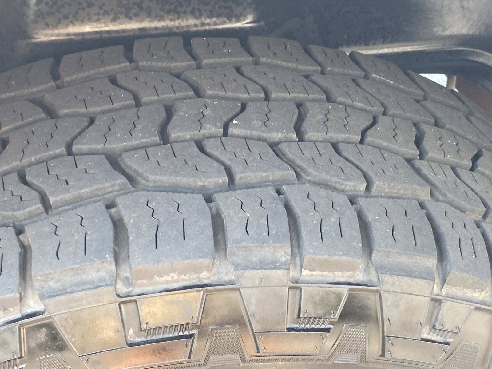 Used 2020 RAM 1500 Laramie AWD/4WD image 17
