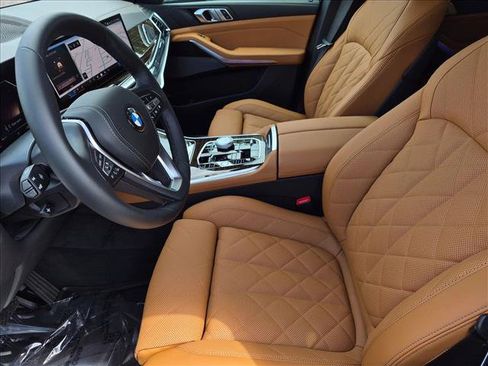 Used 2026 BMW X5 xDrive40i w/ Executive Package AWD/4WD image 16