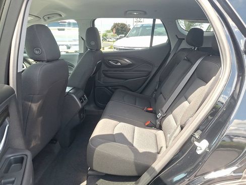 Used 2022 GMC Terrain SLE FWD image 10