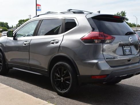 Used 2018 Nissan Rogue SV w/ Premium Package AWD/4WD image 15