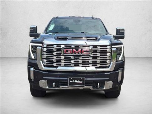 Used 2025 GMC Sierra 2500 Denali w/ Max Trailering Package AWD/4WD image 2