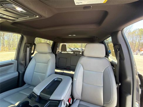 Used 2025 GMC Sierra 1500 SLT image 24