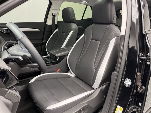 Certified 2025 Buick Envision Sport Touring image 12