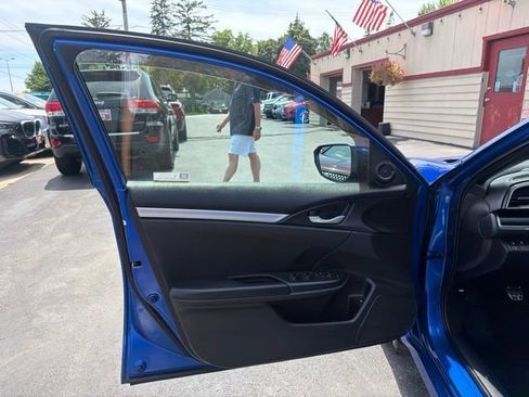Used 2020 Honda Civic Sport image 17