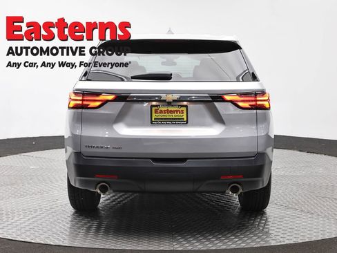 Used 2022 Chevrolet Traverse LS AWD/4WD image 6
