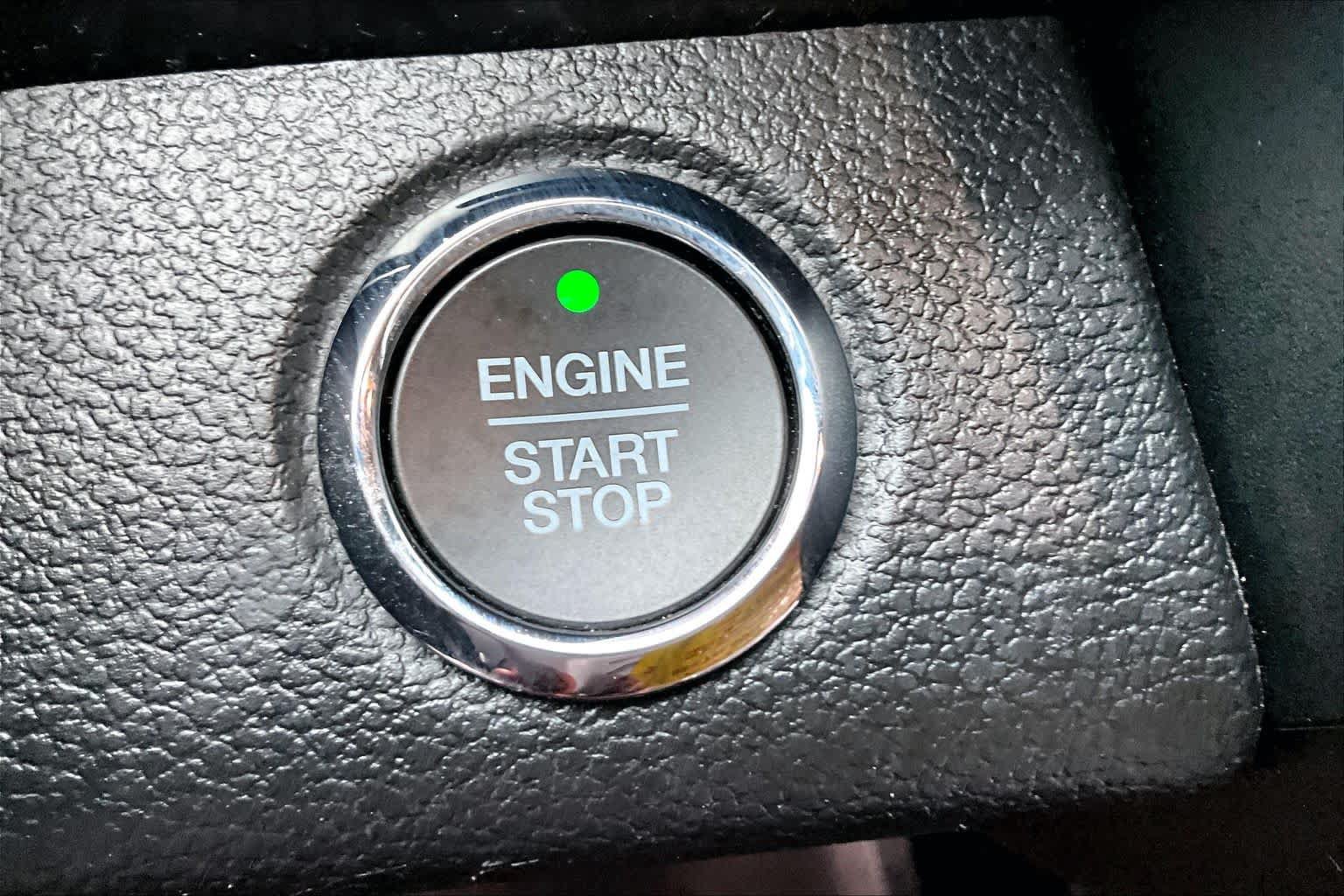 Used 2019 Ford Expedition Limited w/ Equipment Group 303A RWD image 32