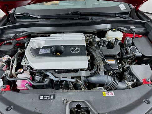 Used 2020 Lexus UX 250h w/ Premium Package image 33