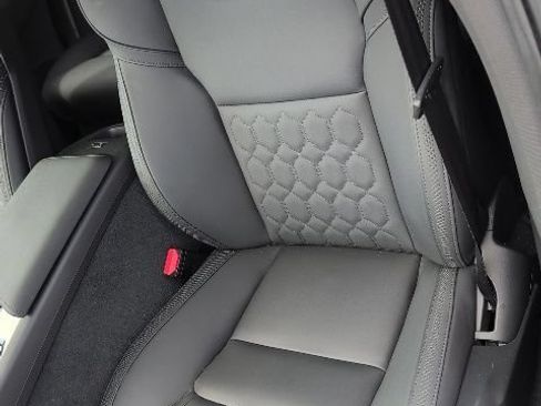 Used 2026 Volvo XC60 B5 Plus AWD/4WD image 21
