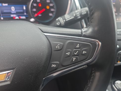 Used 2020 Chevrolet Equinox LT image 20