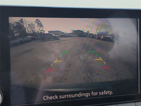 Used 2023 Nissan Rogue SV image 19