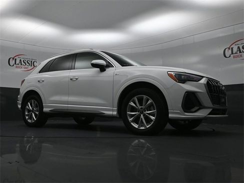 Used 2021 Audi Q3 2.0T Premium w/ Convenience Package image 29