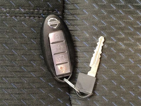 Used 2015 Nissan Sentra SR image 32